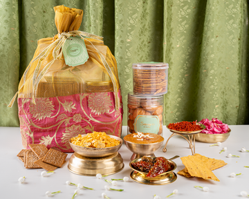 Chai & Nashta Hamper
