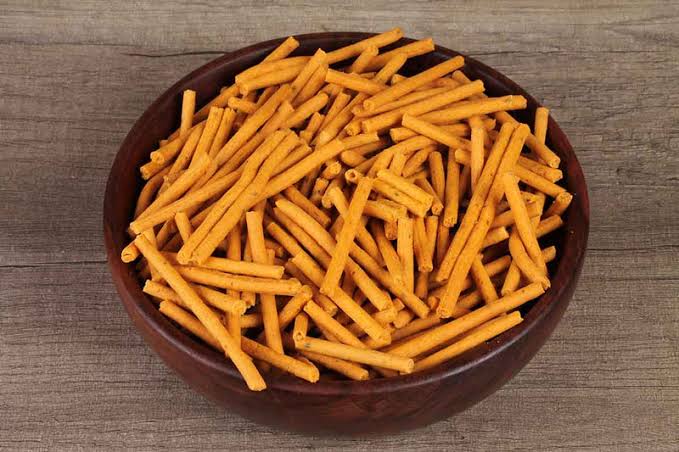 Baked Tikha Gathiya
