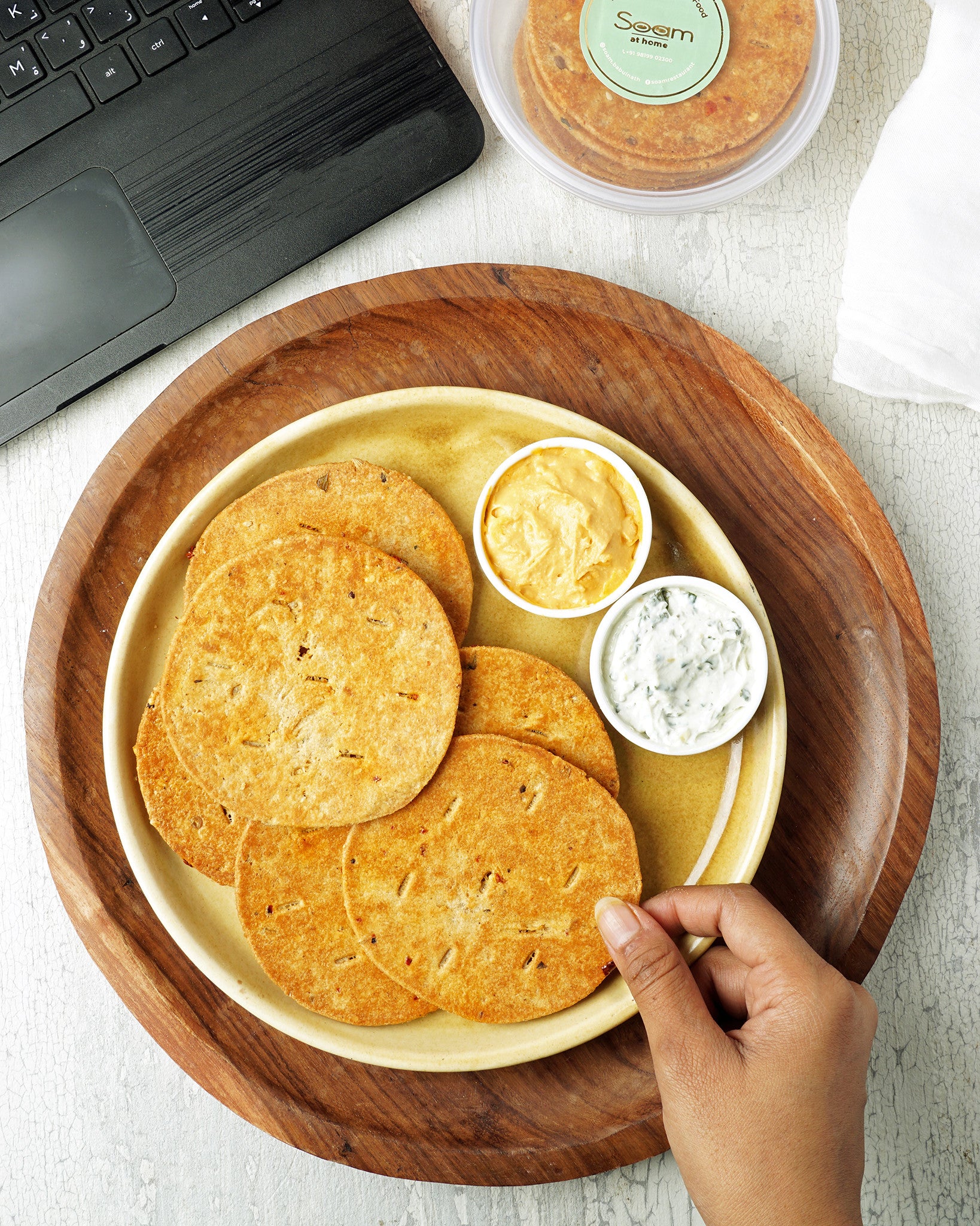 Koki Bite Bhakri